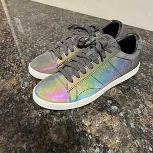 Nike Tennis Classic Ultra Premium Size 9 Black Iridescent 830699-001 Shoe